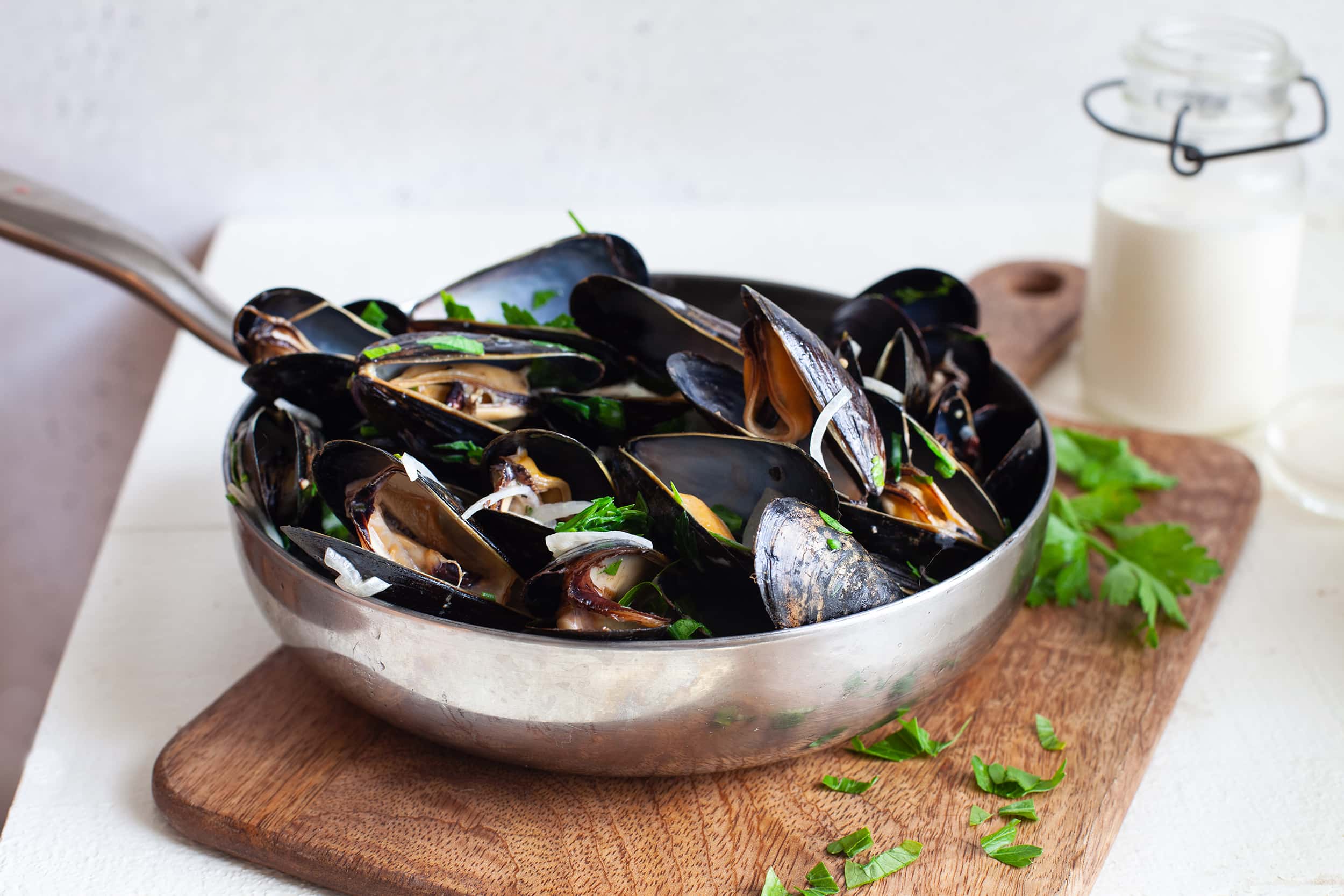 Moules à la crème aux fines herbes | Québon